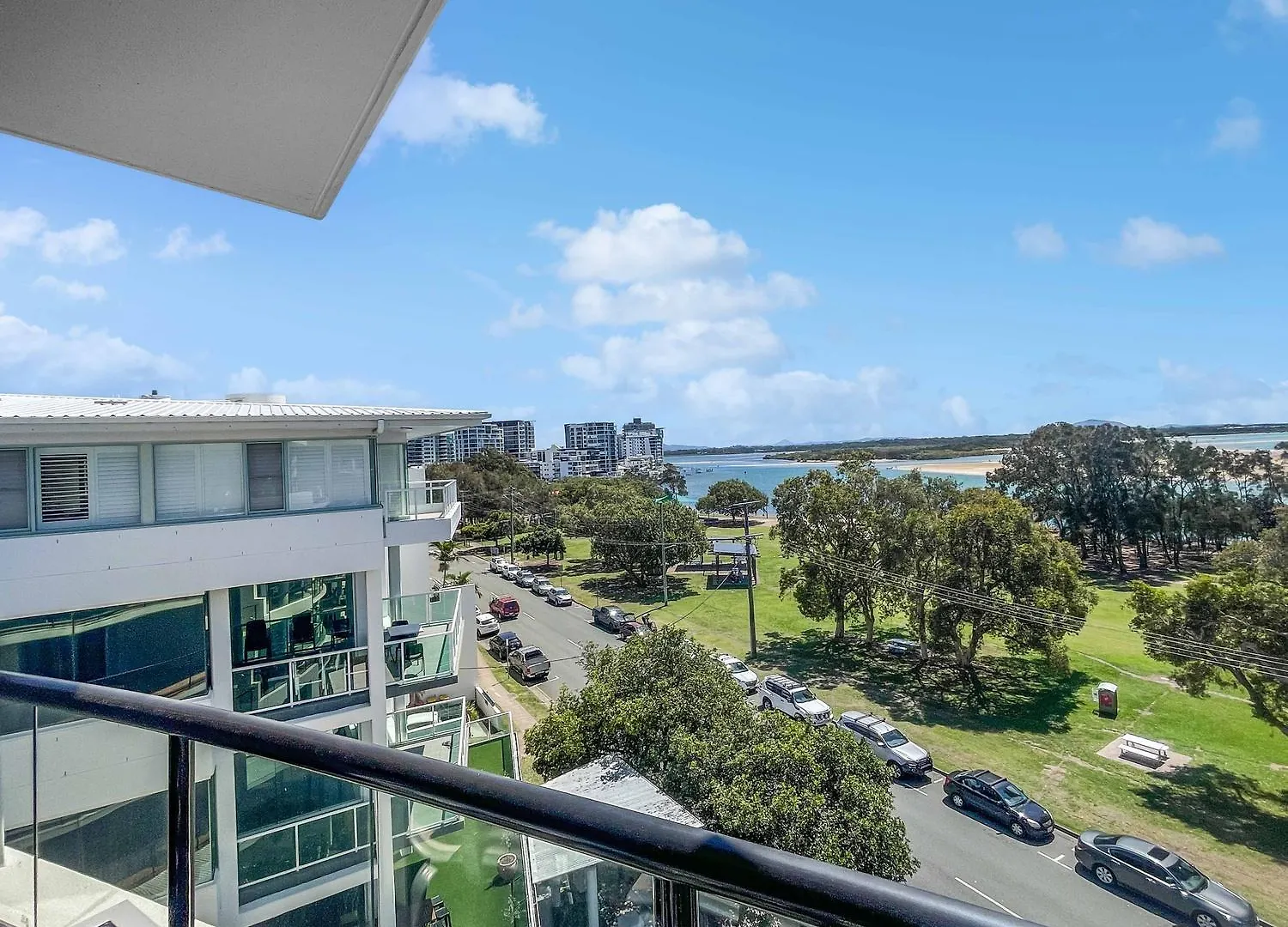 Modern Apartment In The Heart Of Cotton Tree Maroochydore 0*,  Australia